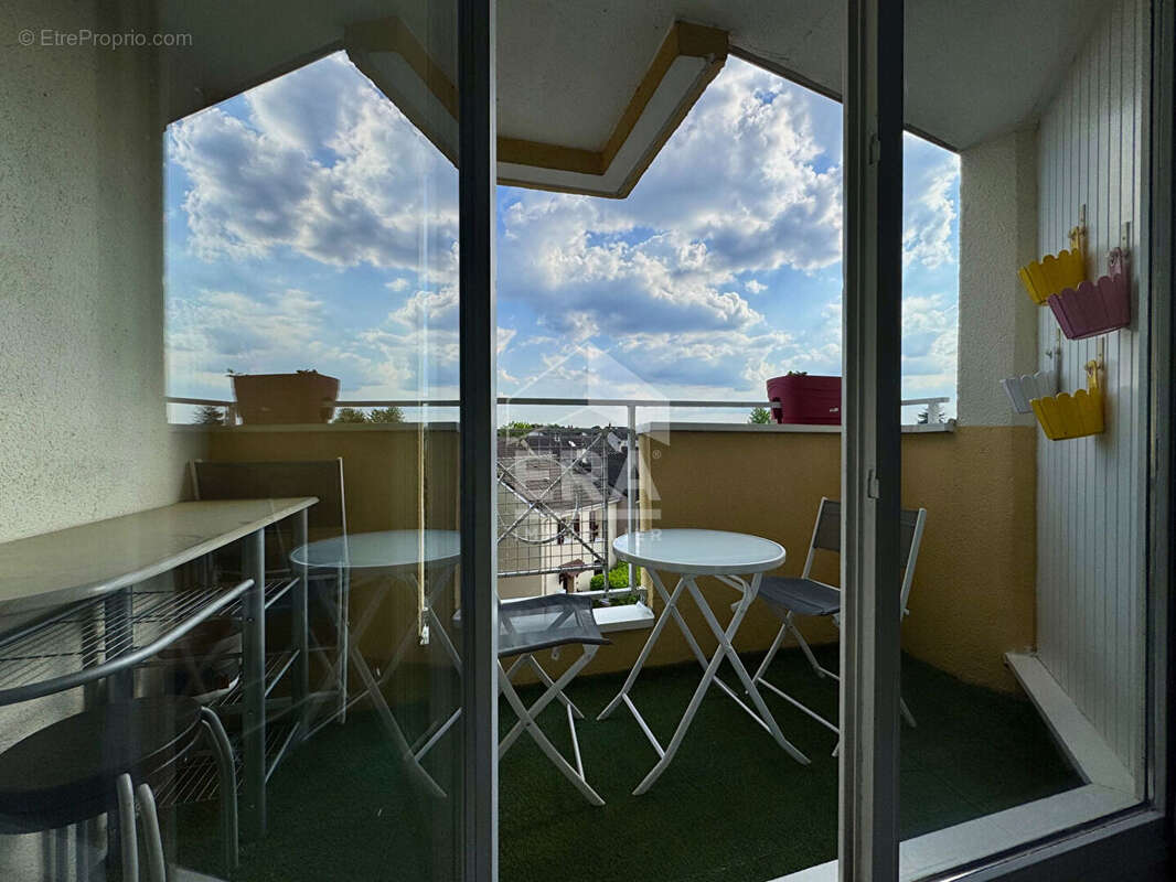 Appartement à COMBS-LA-VILLE