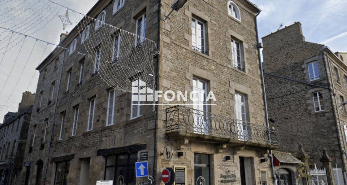 Dinan  centre place dugesclin - photo 1