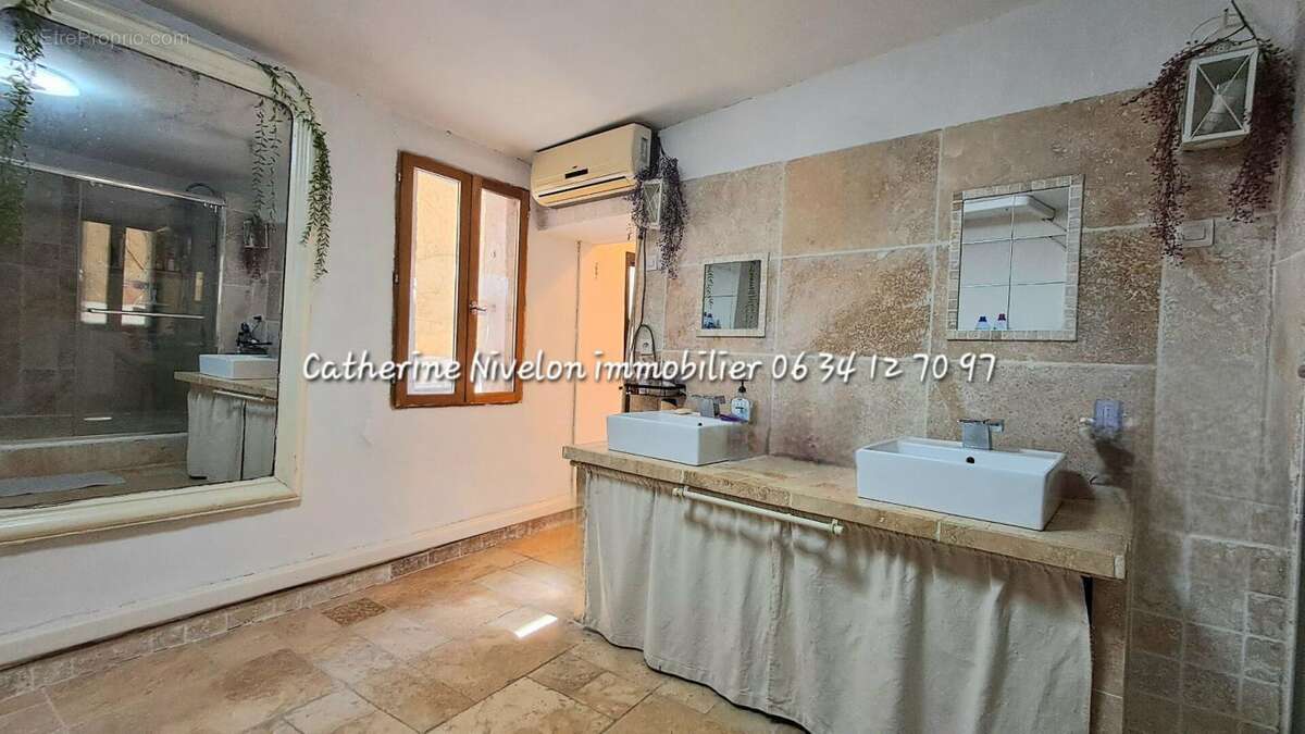 Maison à VILLENEUVE-LES-BEZIERS