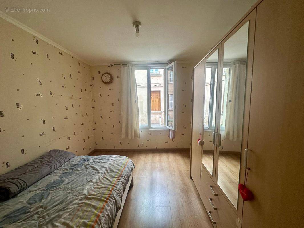Appartement à paris 19