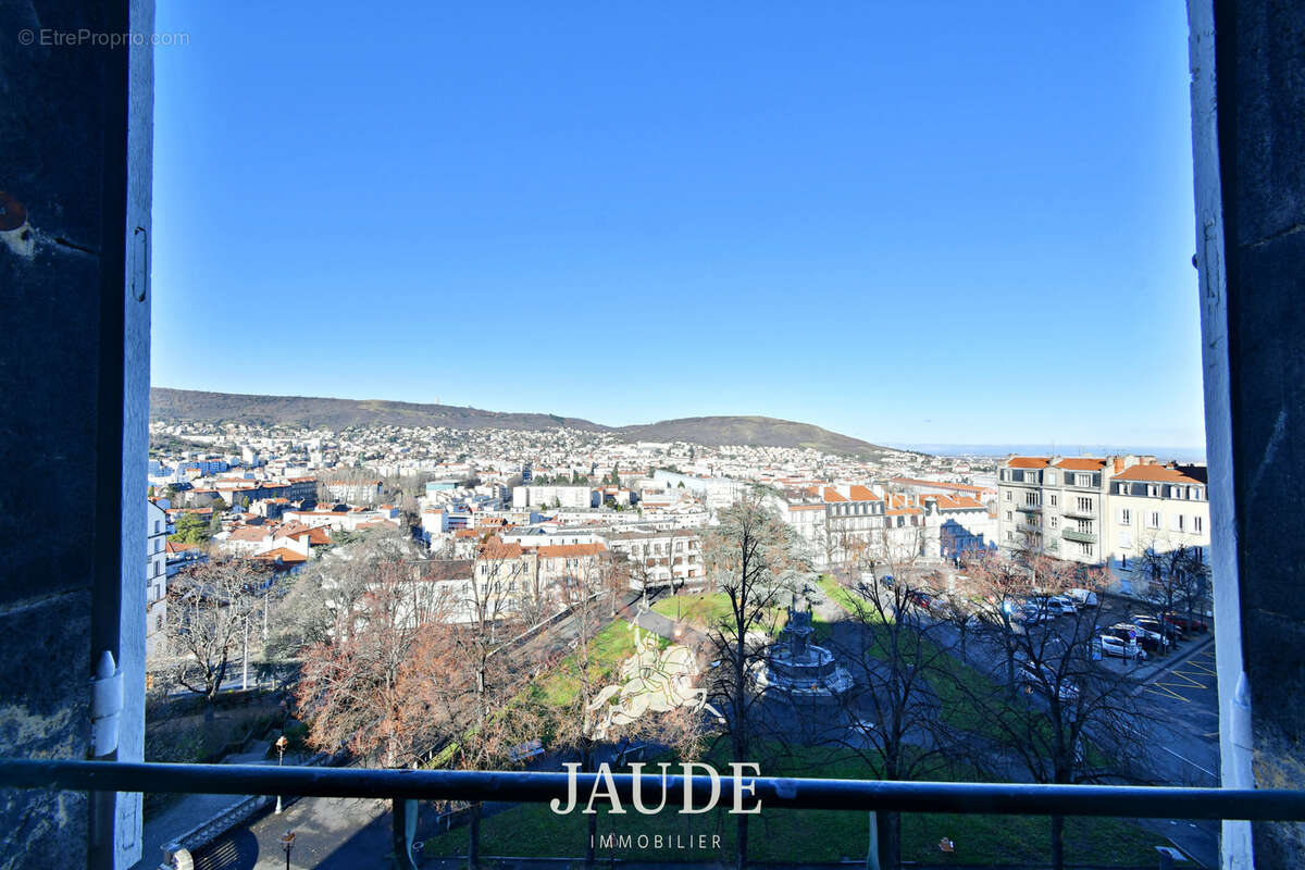 Appartement de caractère de 207 m2 en dernier étage avec vues dégagées   Plateau Central, Clermont-Ferrand - photo 14