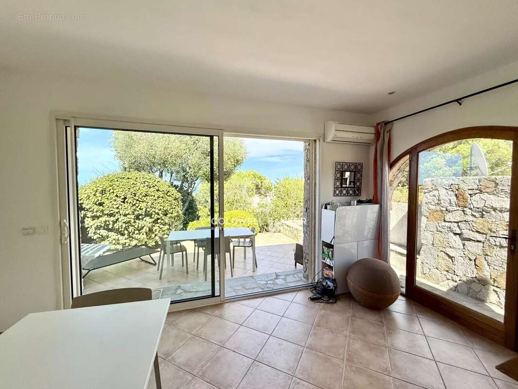 Appartement à LUMIO