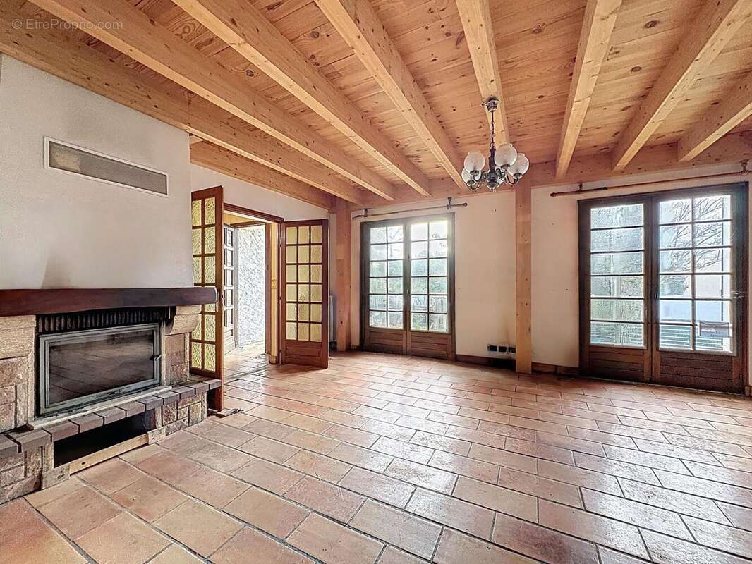 Photo 3 - Maison à BEYCHAC-ET-CAILLAU