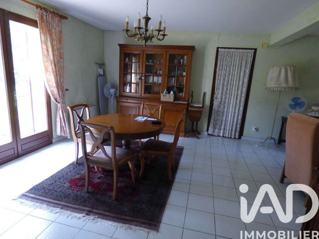 Photo 2 - Maison à LE BREUIL