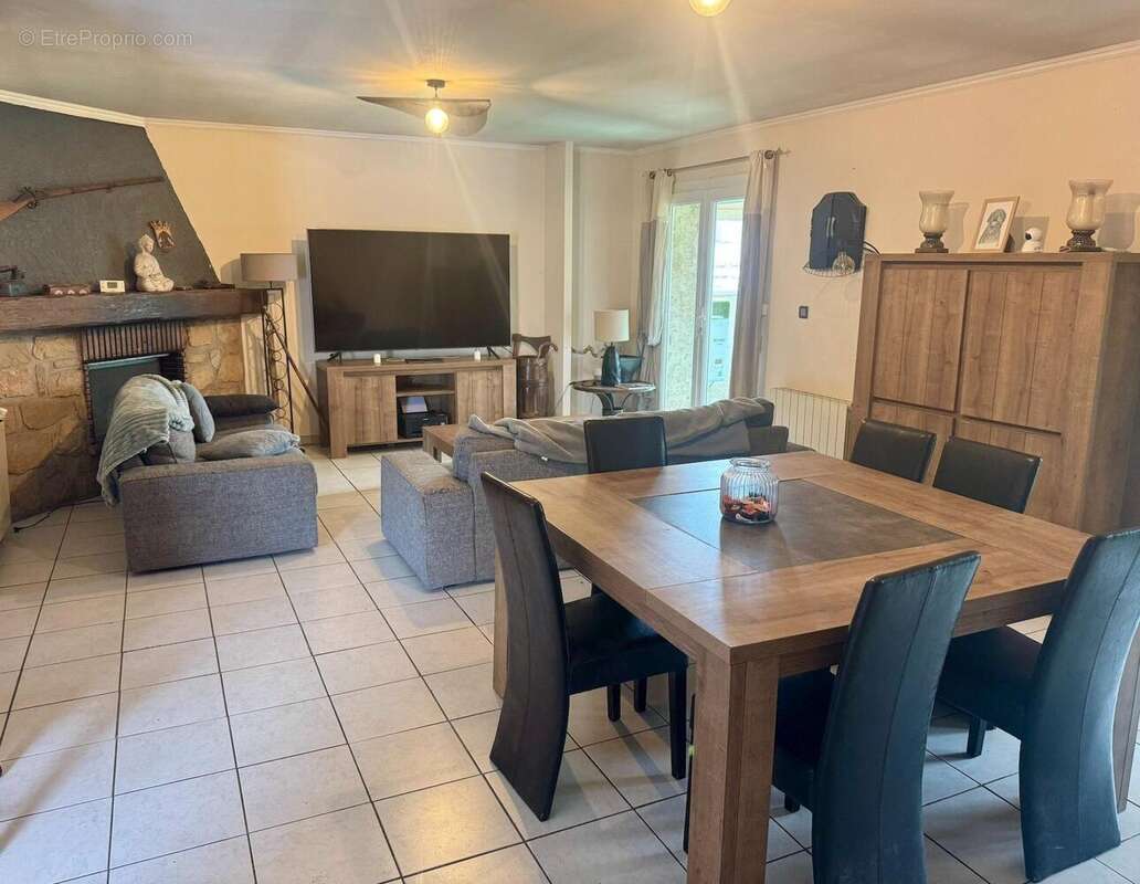 Photo 3 - Maison à VINON-SUR-VERDON