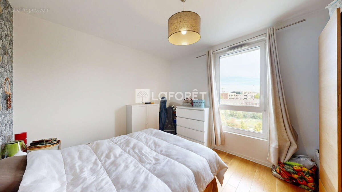 Appartement à NANTERRE