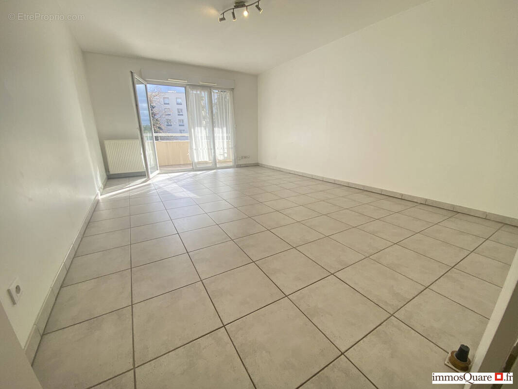 Appartement à VENISSIEUX