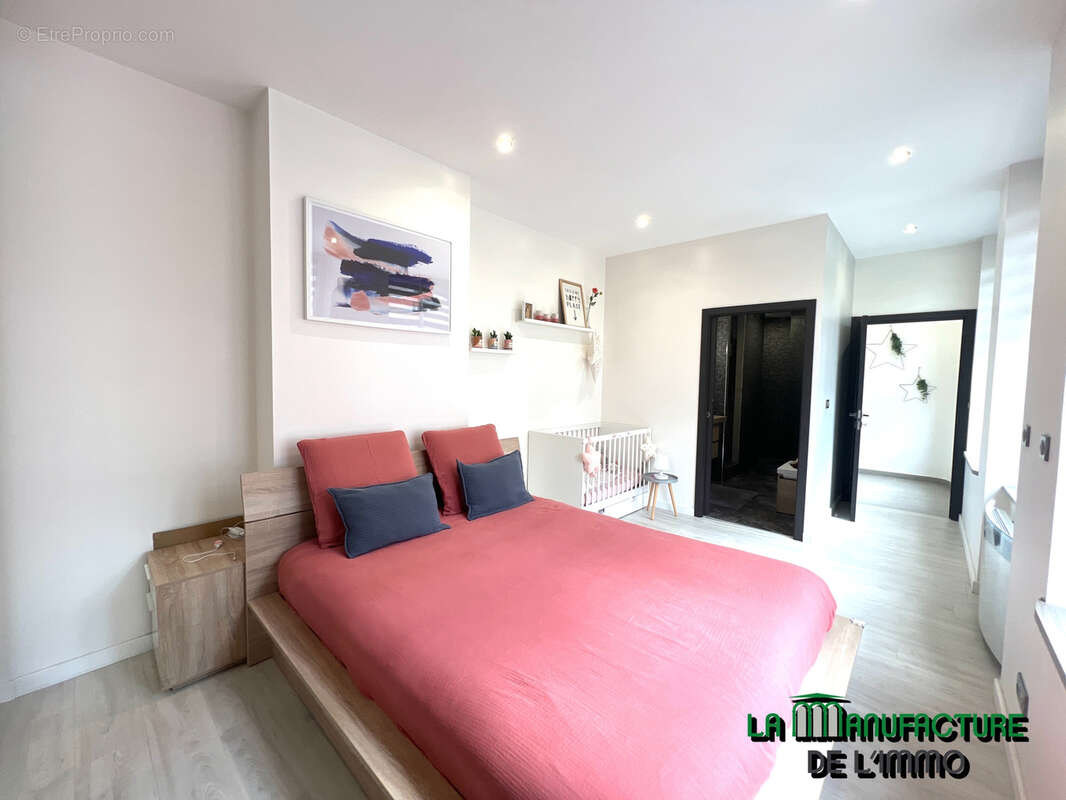 Appartement à SAINT-ETIENNE