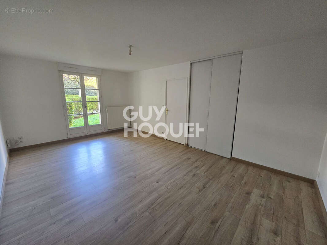 Appartement à MILLY-LA-FORET