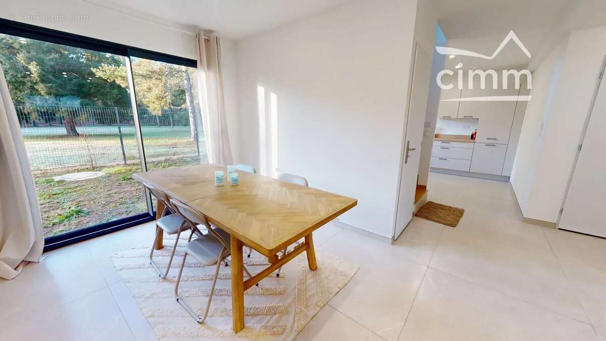 Maison à SAINT-CYR-EN-VAL