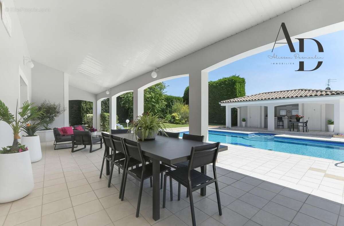 Maison à CASTELGINEST