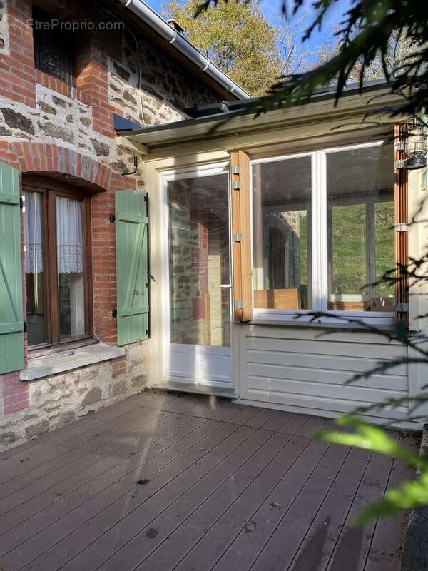 Maison à NEUVIC-ENTIER