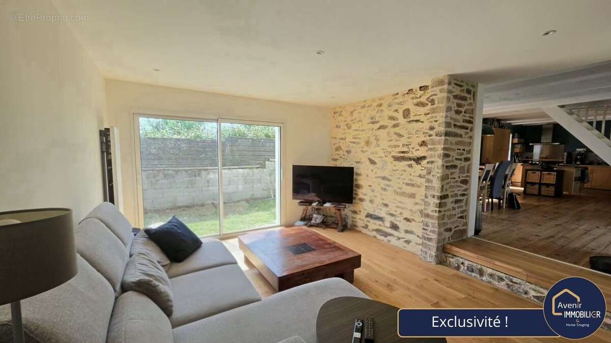 Maison 126 m² à Donges  - photo 4