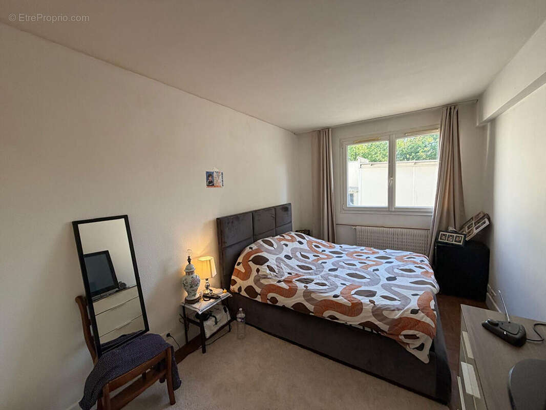 Appartement Les Pavillons Sous Bois 2 pièce(s) 53.m2 - photo 4