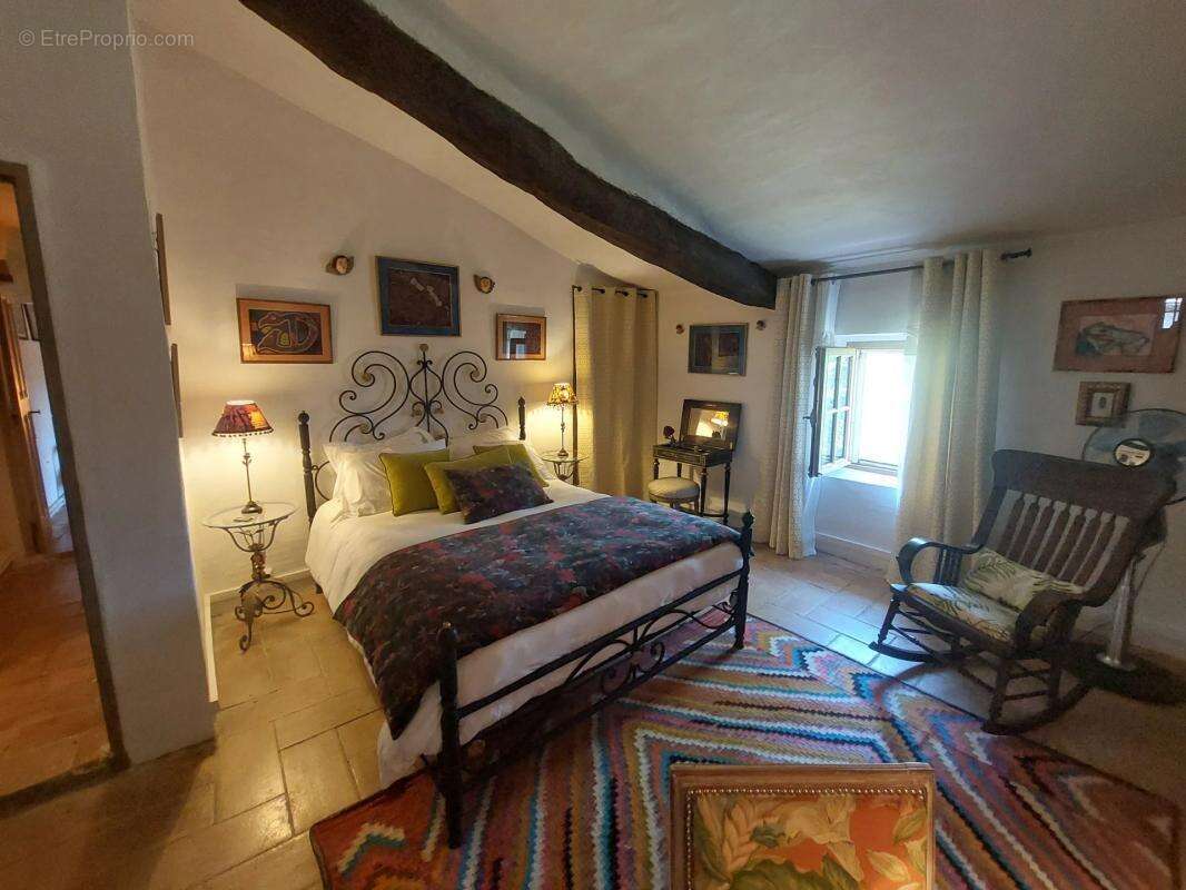 Maison à ALLEGRE-LES-FUMADES