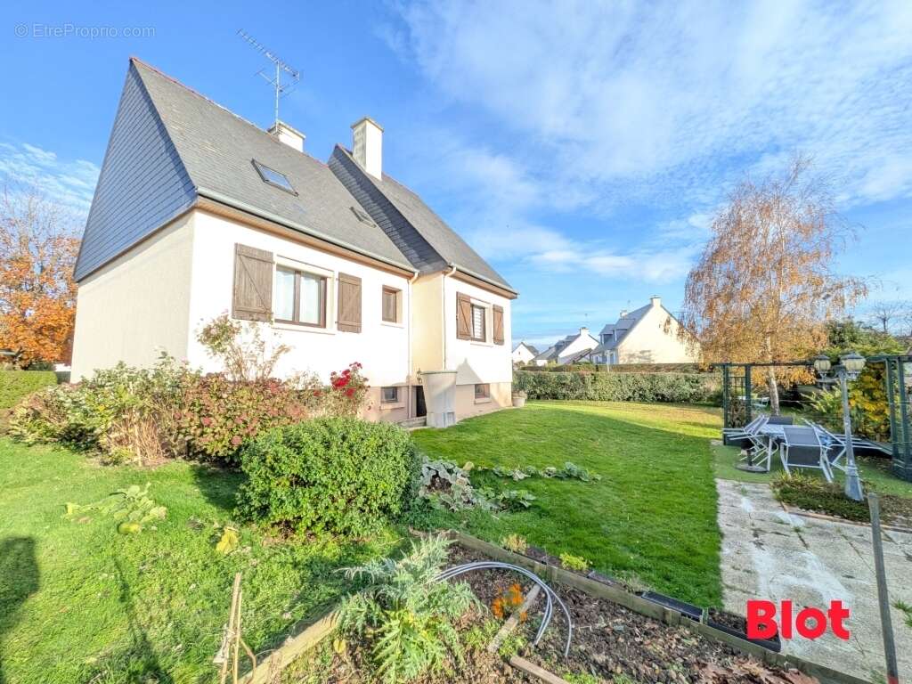 Maison à SERVON-SUR-VILAINE