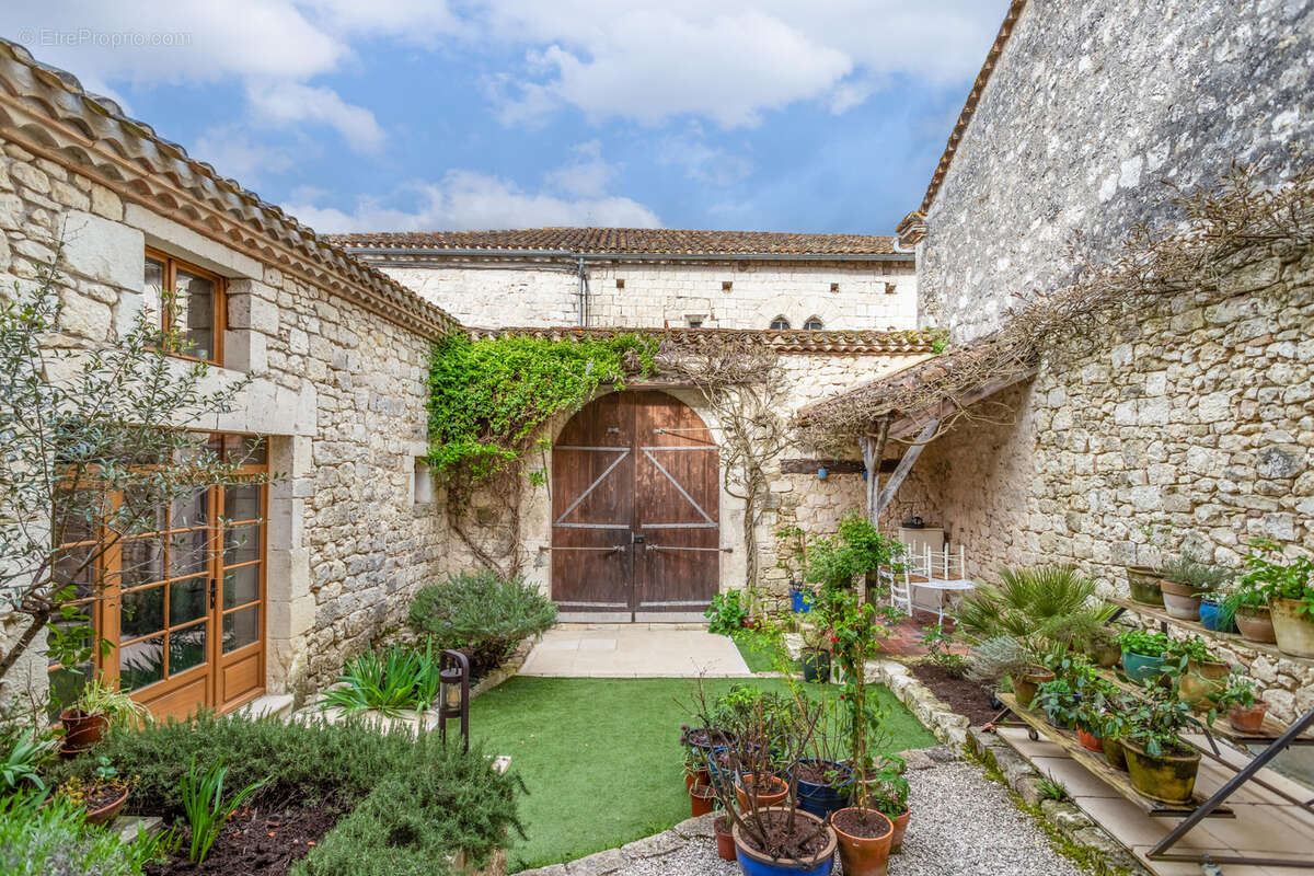 Maison à TOURNON-D'AGENAIS
