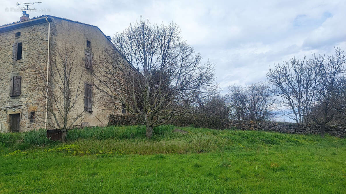 Bâtisse à rénover bel emplacement - photo 9