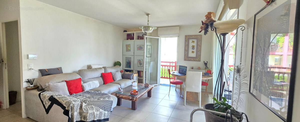 Appartement à URRUGNE