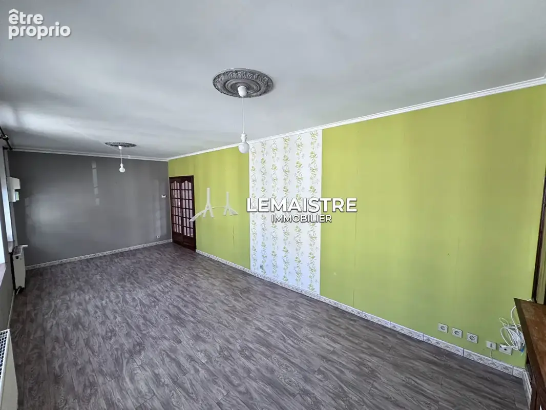 Immeuble à vendre - GODERVILLE - Local commercial et habitation - Terrasse - 2 chambres - photo 7
