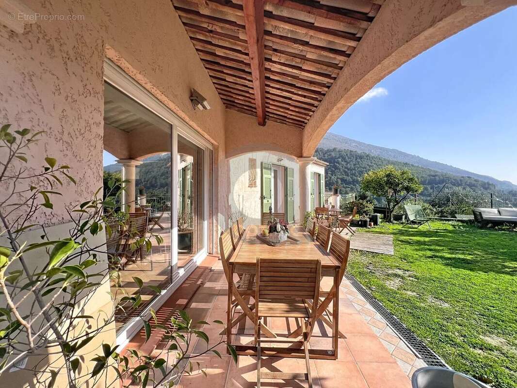 Maison à MENTON