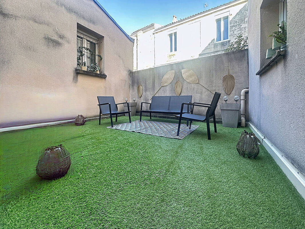 Appartement à BORDEAUX