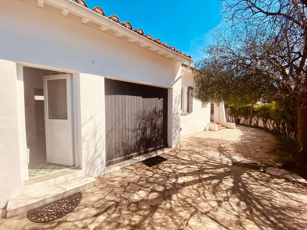 Maison à SAINT-CYPRIEN