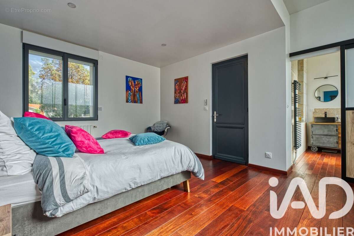 Photo 6 - Maison à SAINT-MEDARD-EN-JALLES