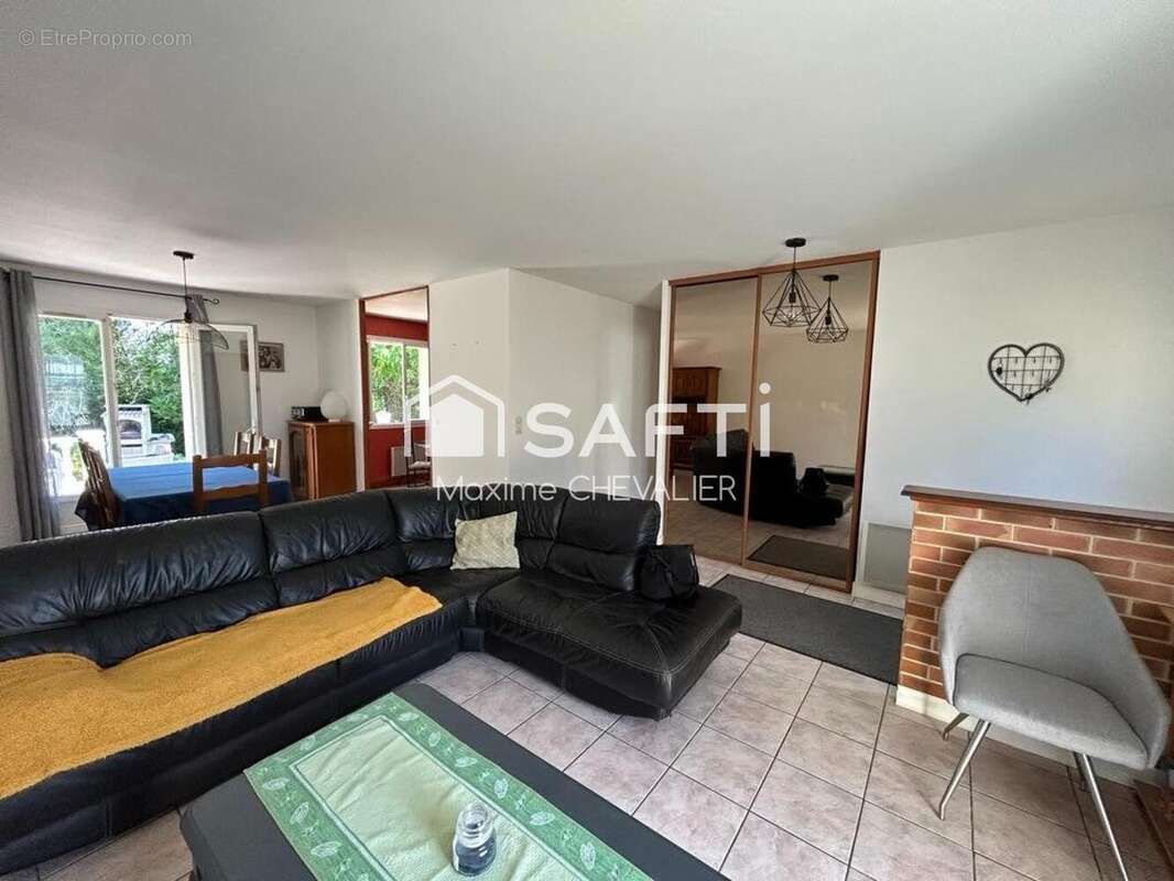 Photo 2 - Maison à MERS-SUR-INDRE