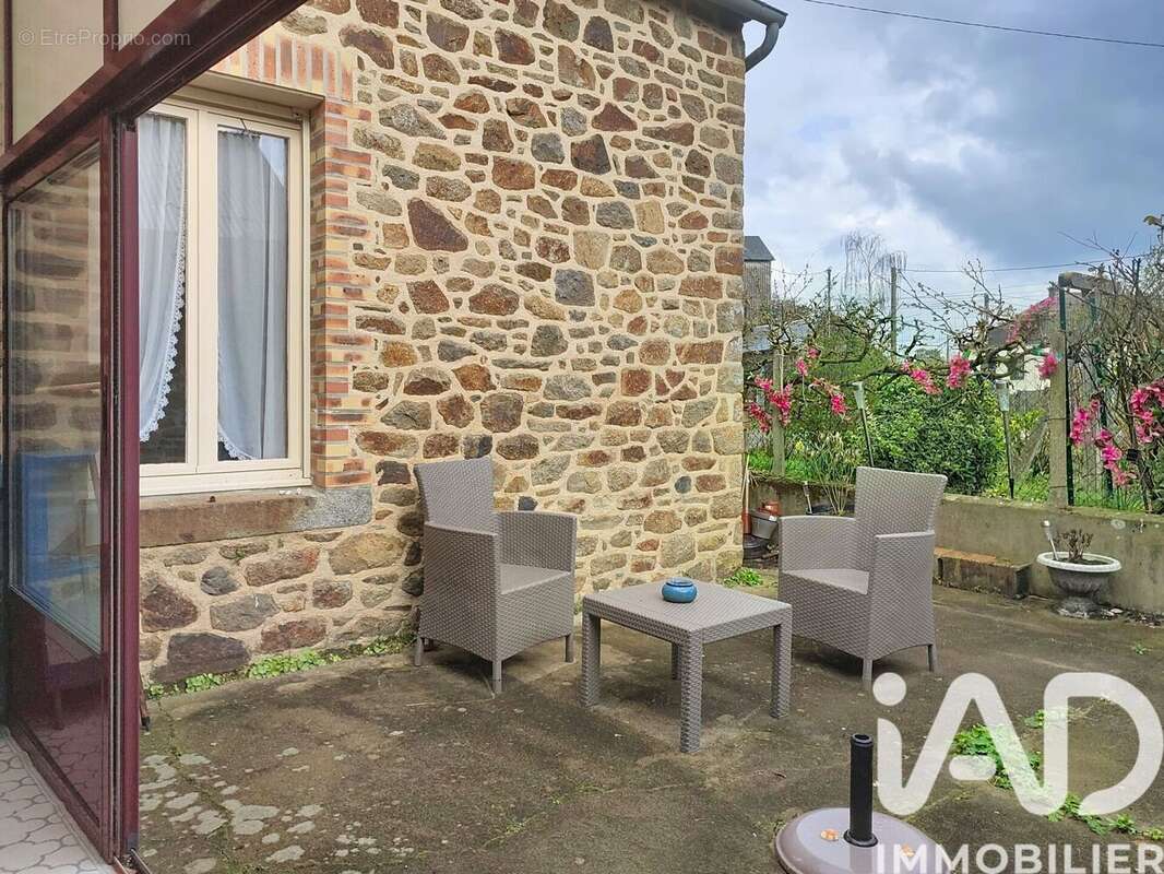 Photo 8 - Maison à PLEINE-FOUGERES