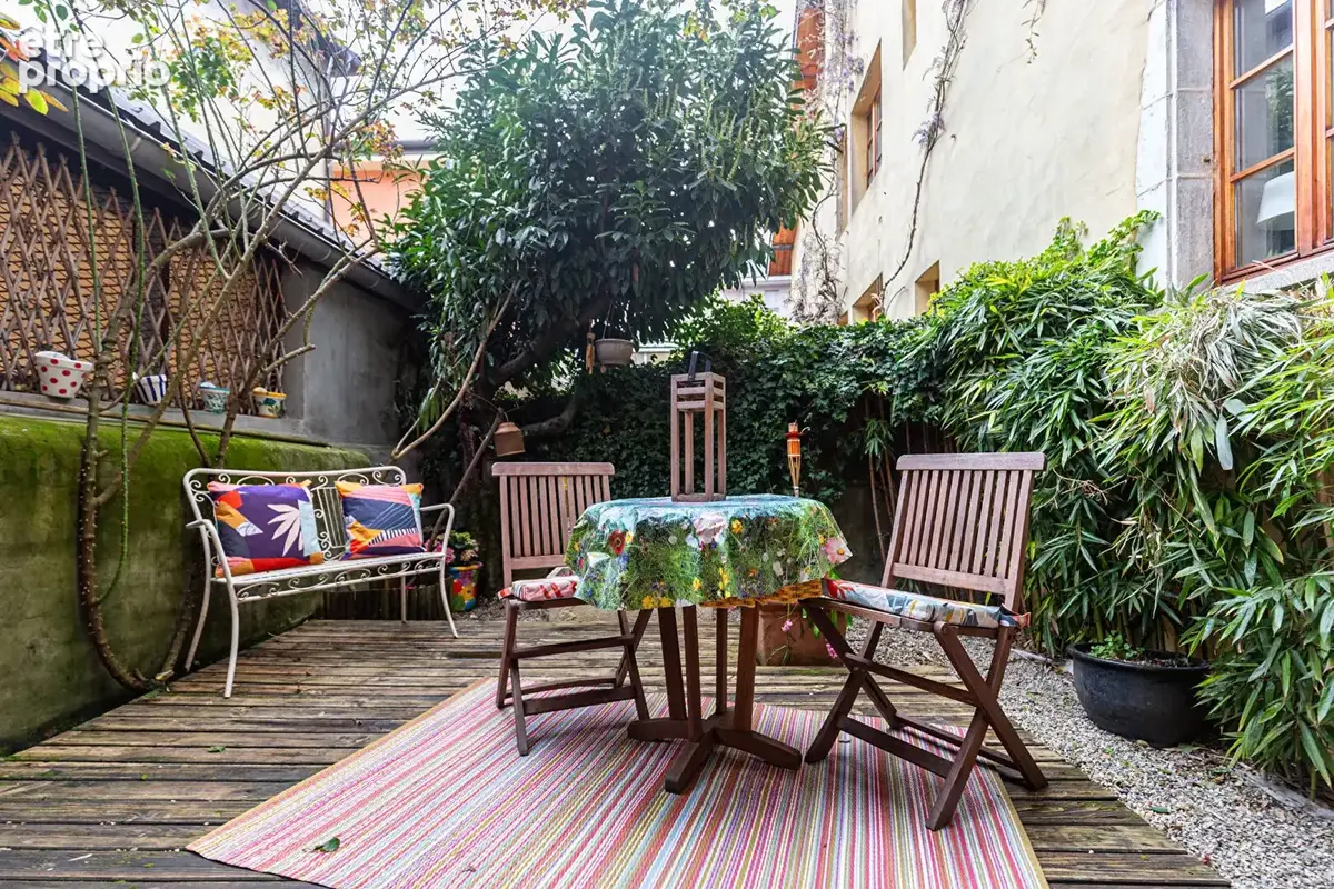 Agence immobiliere laforet - exclusivite - "ceropegia" et "clivia" -  annecy - hyper centre-ville - immeuble en vente avec 2 stu - photo 2