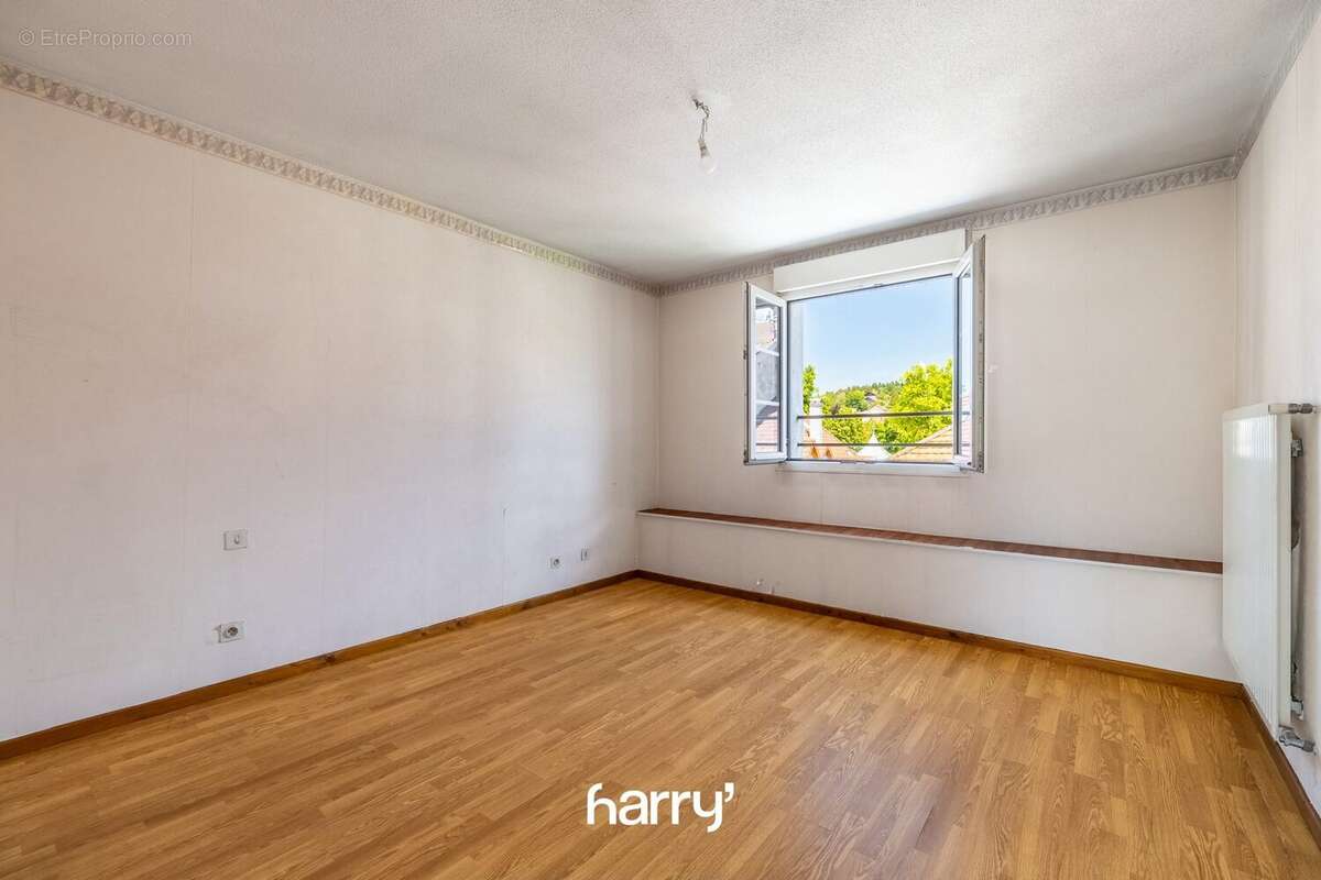 Appartement 57 m² à Pontarlier  - photo 9