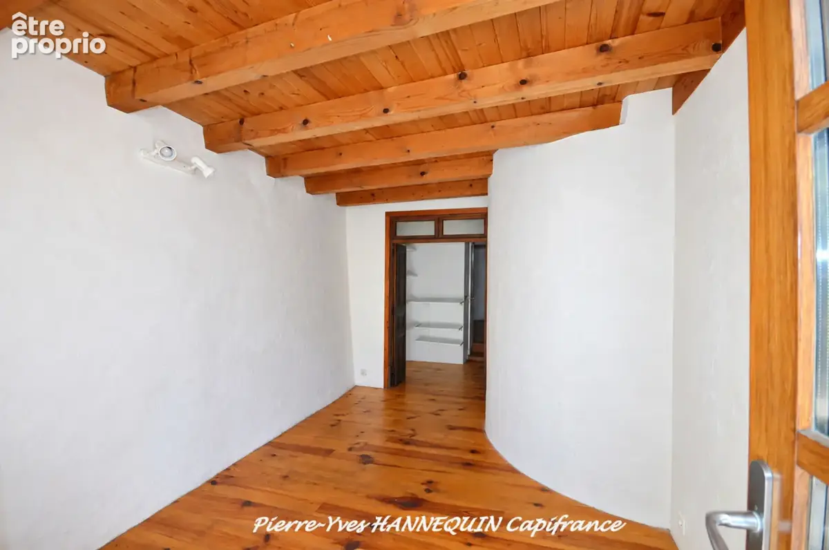 Appartement T3 duplex 76m2 au cœur de la cité médiévale de Conflans - photo 9