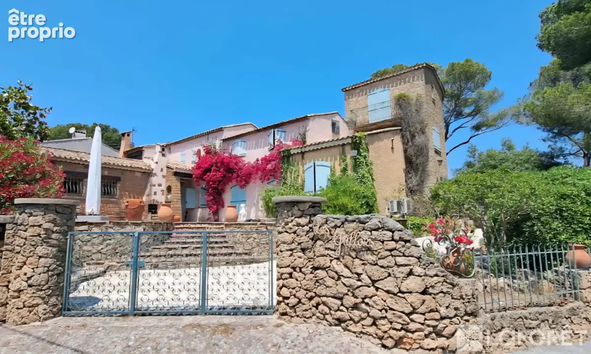 Nouveauté Villa de Caractère avec magnifique Vue Mer à Saint-Raphaël - photo 3