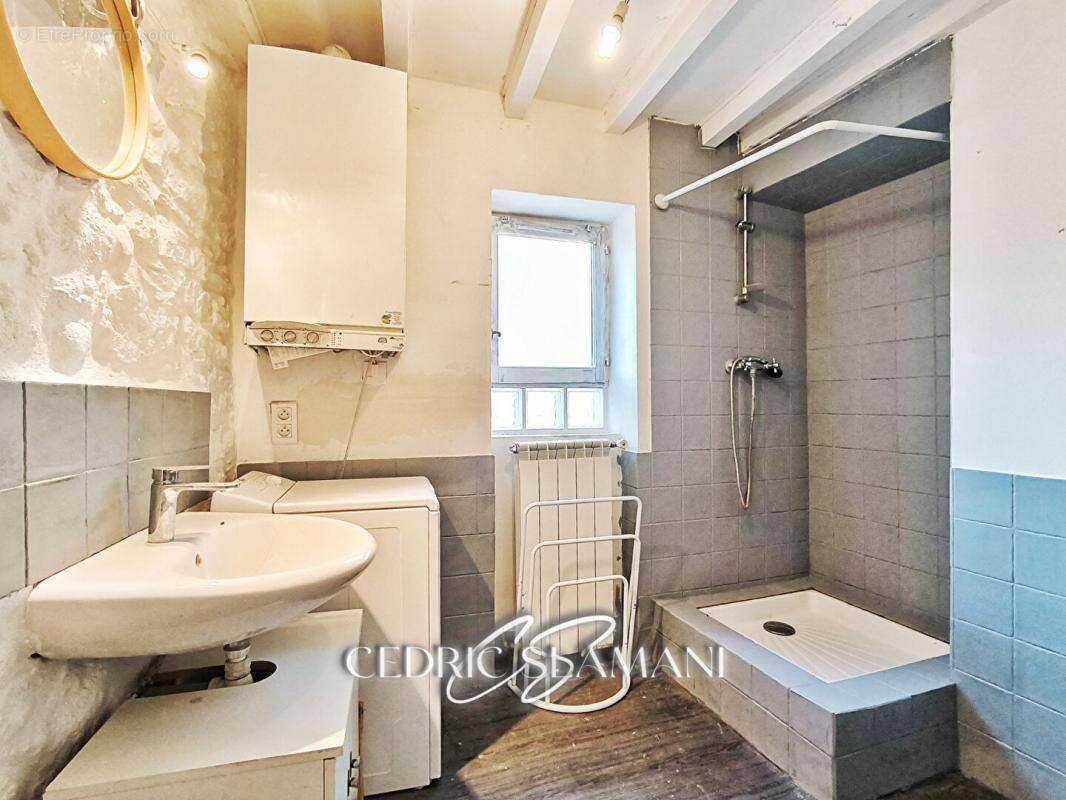 En exclusivite - maison de village en r+2 52 m2 - 2 chambres - 1 bureau - photo 13