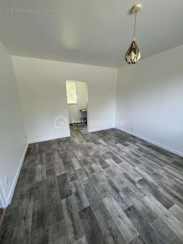 Maison à SAINT-MARS-DU-DESERT