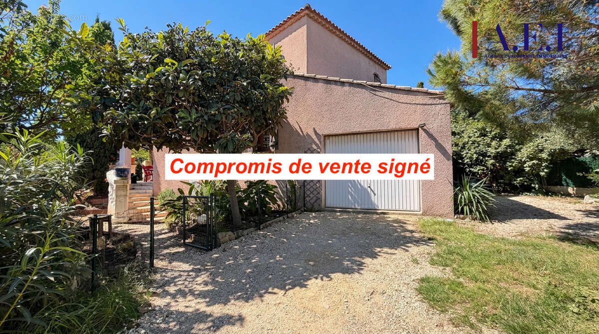 Maison à SIX-FOURS-LES-PLAGES