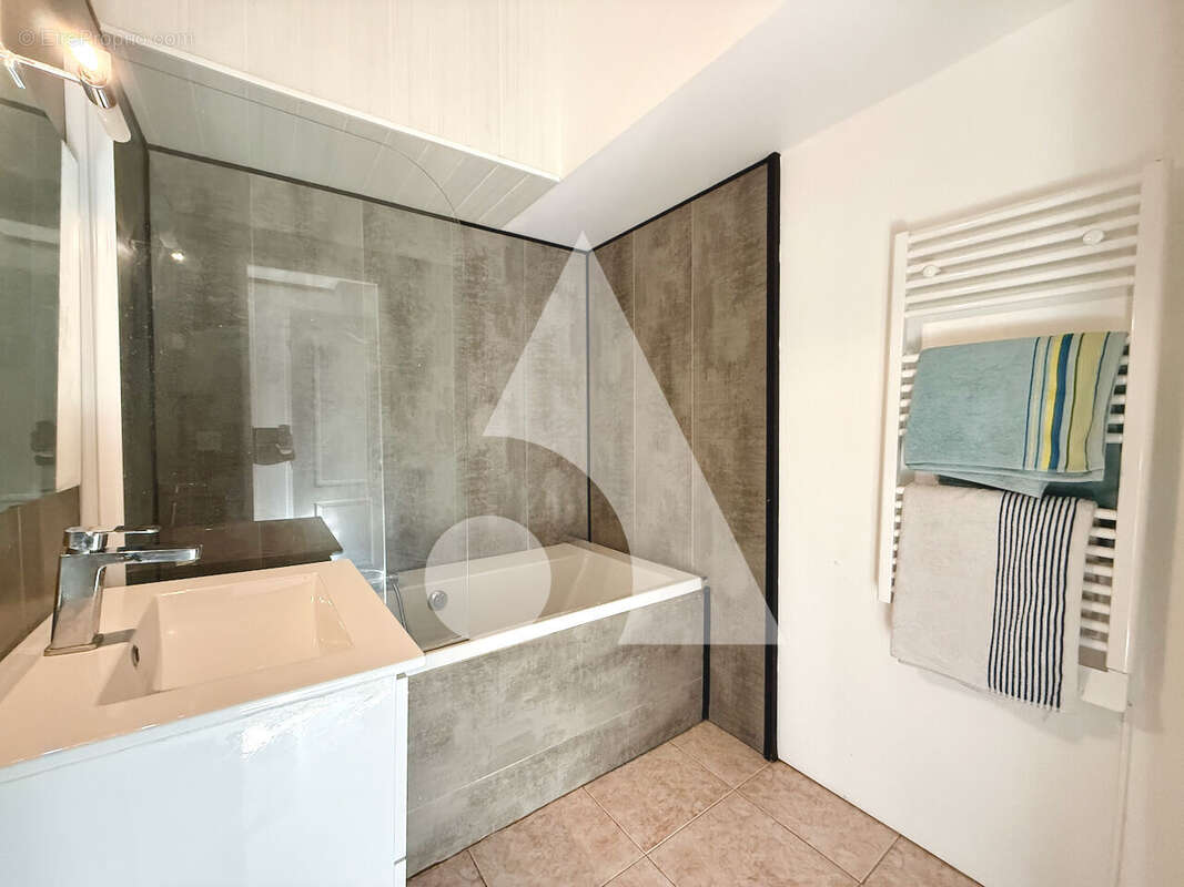 Appartement à PERTUIS