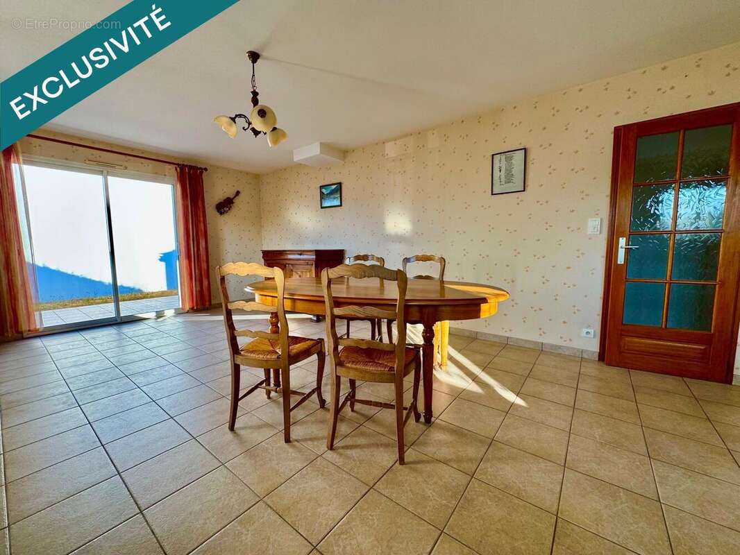 Maison 74 m² à Challans  - photo 3
