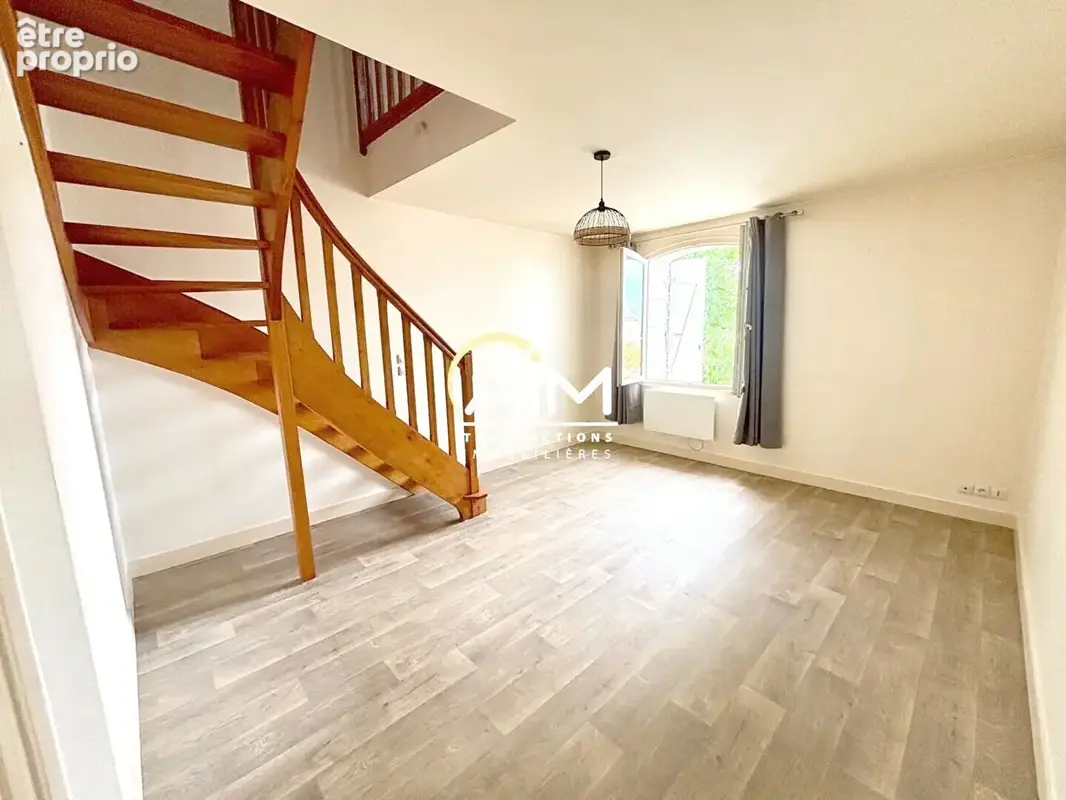 Grange avec 2 appartements à Saint Martin Le Beau - photo 2