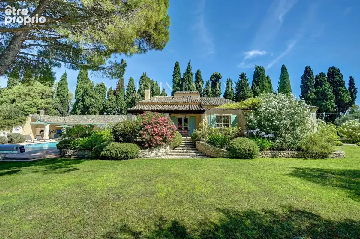 Photo Maison à Saint-Remy-De-Provence au prix de 2 990 000€