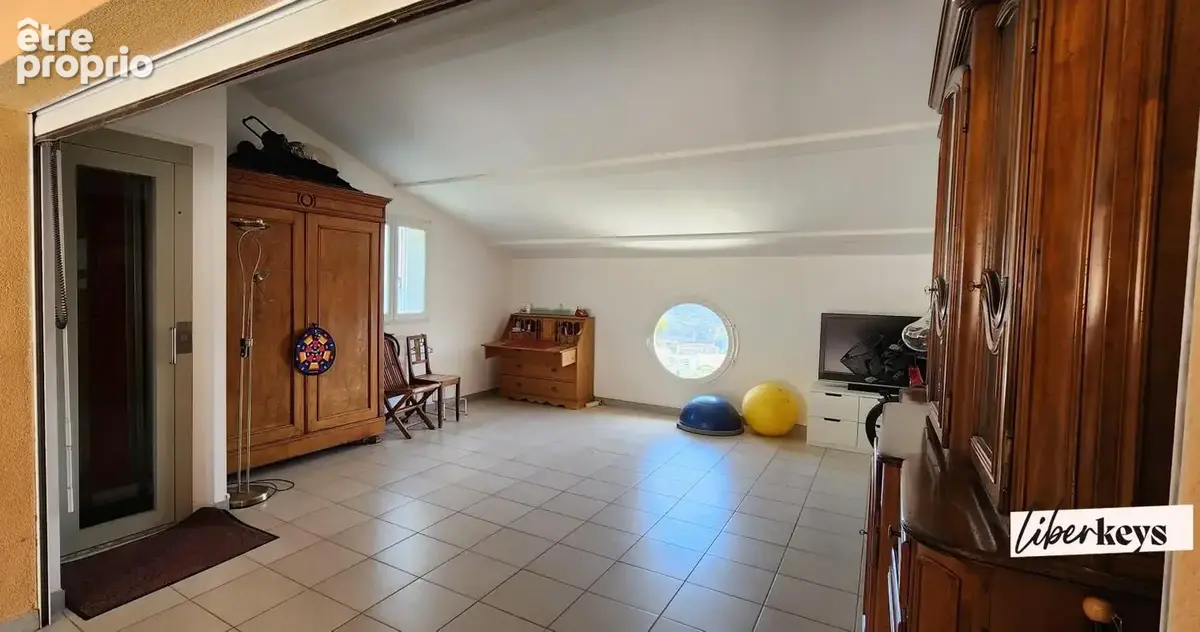 Corniche du Faron, superbe villa vue mer 200m2 sur les hauteurs - photo 2