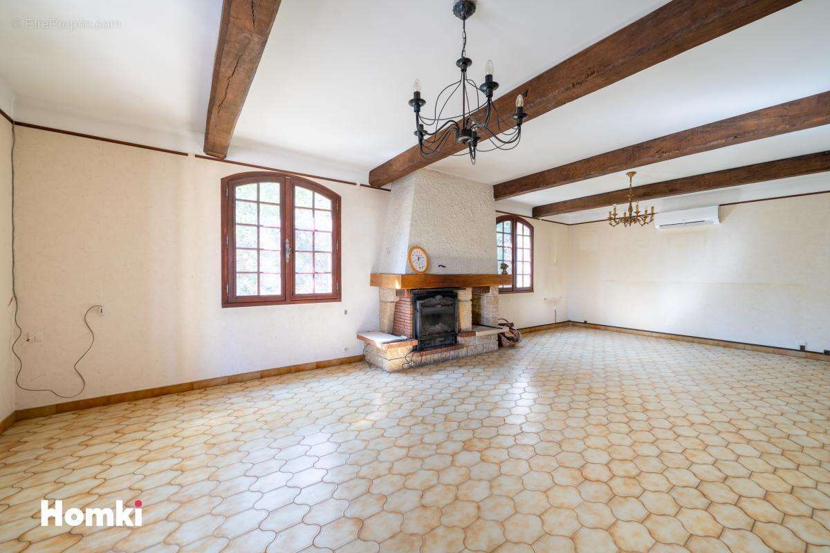 Maison/Villa T4 de 119 m2 à Piolenc 84420 - photo 2