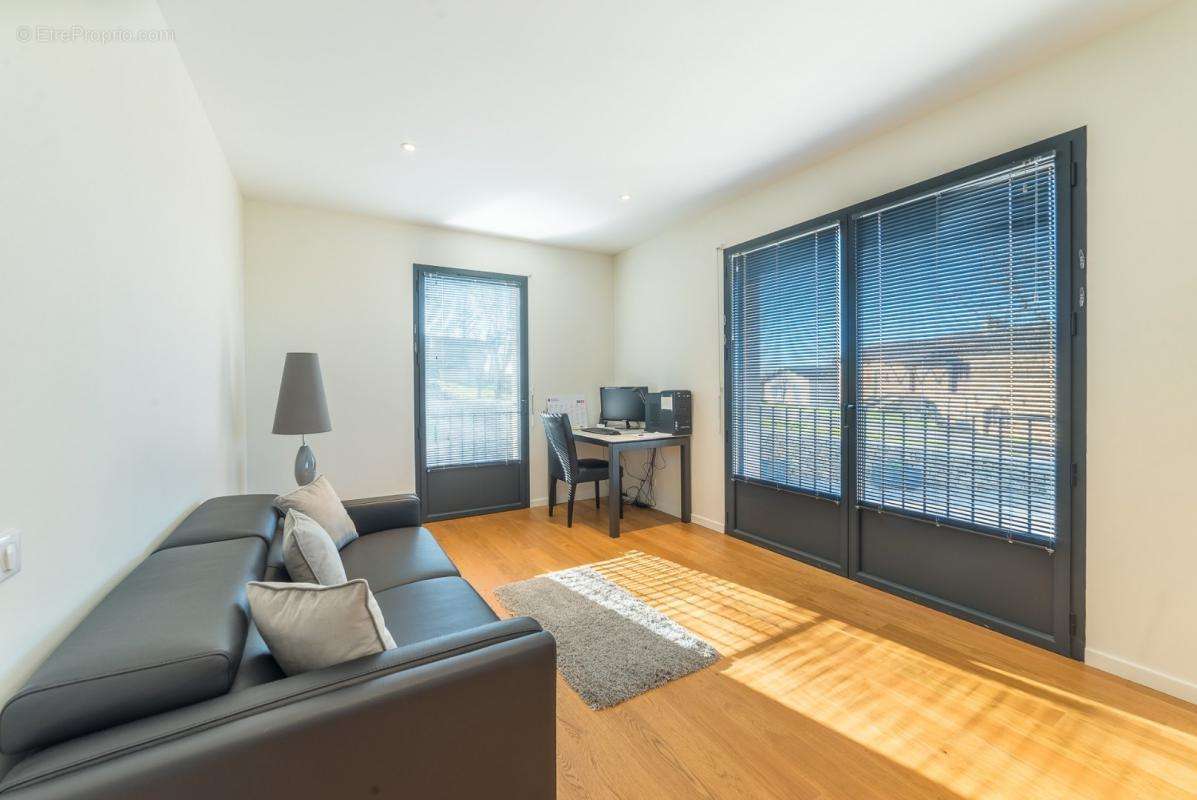 Maison à LENTILLAC-SAINT-BLAISE