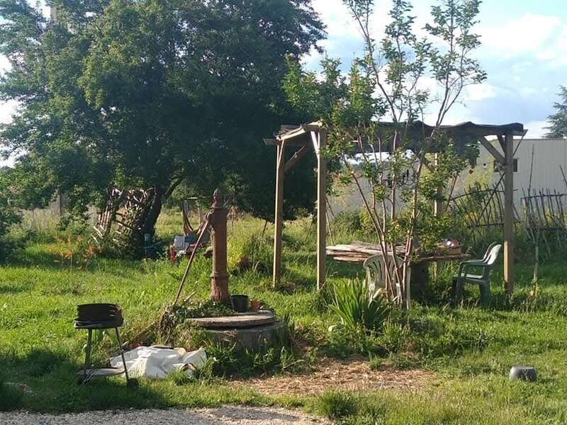 Maison à SAINT-FRONT-DE-PRADOUX
