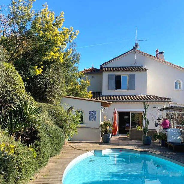 Maison à LA SEYNE-SUR-MER