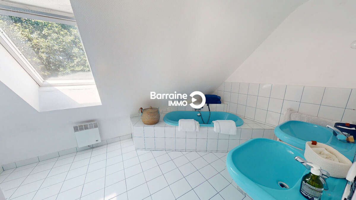 A vendre ploudaniel maison 5 chambres jardin dependances - photo 14