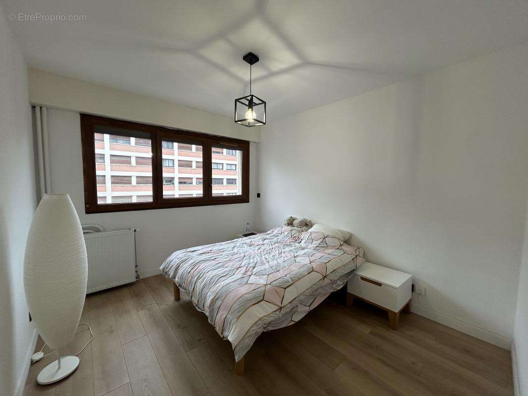 Appartement à MARSEILLE-3E