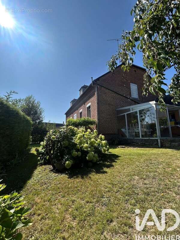 Maison 122 m² à Puisieux-Et-Clanlieu  - photo 4