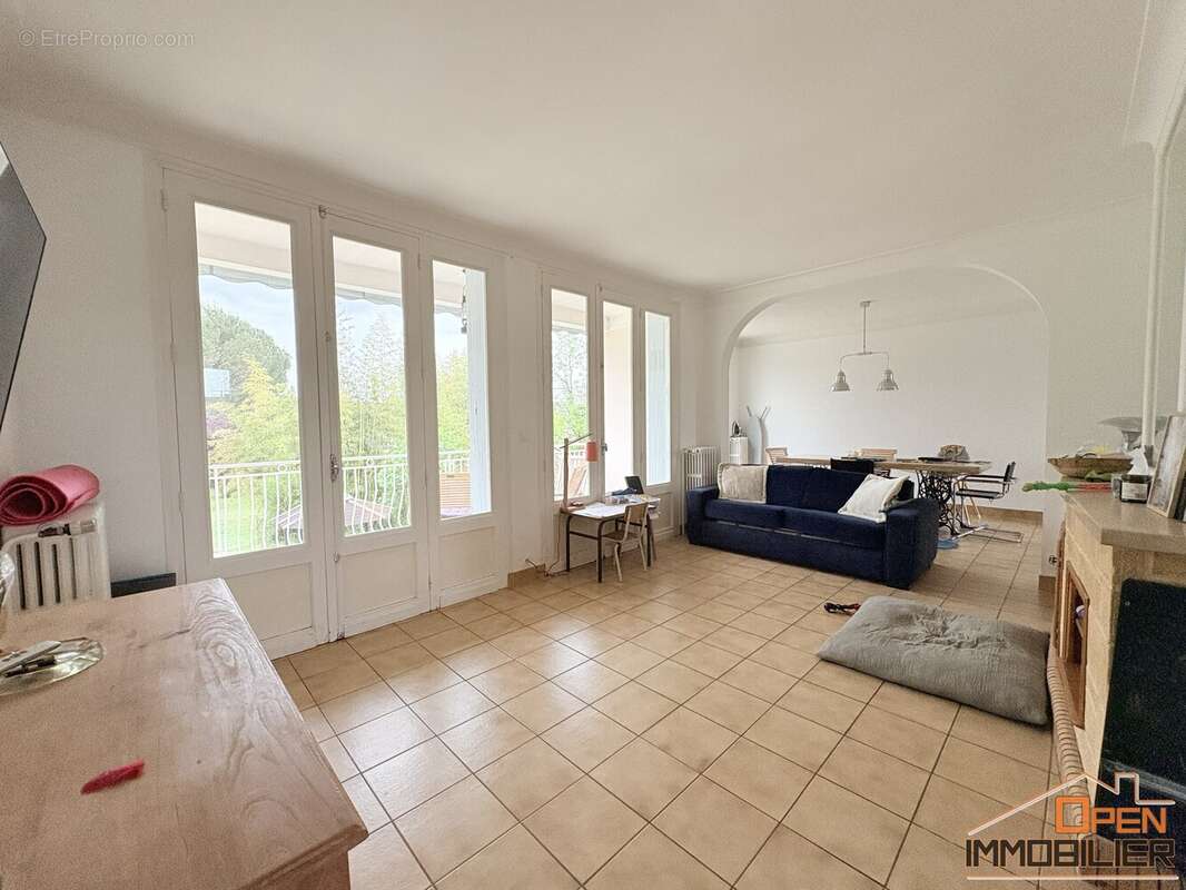 Maison à GOURDON